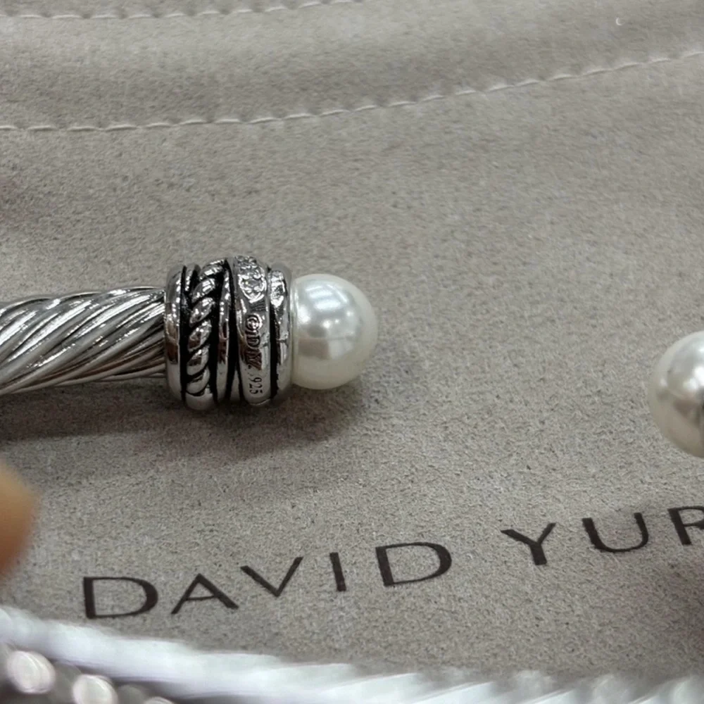 David Yurman Silver Bracelet with Pearls 7mm - Picture 2 of 5